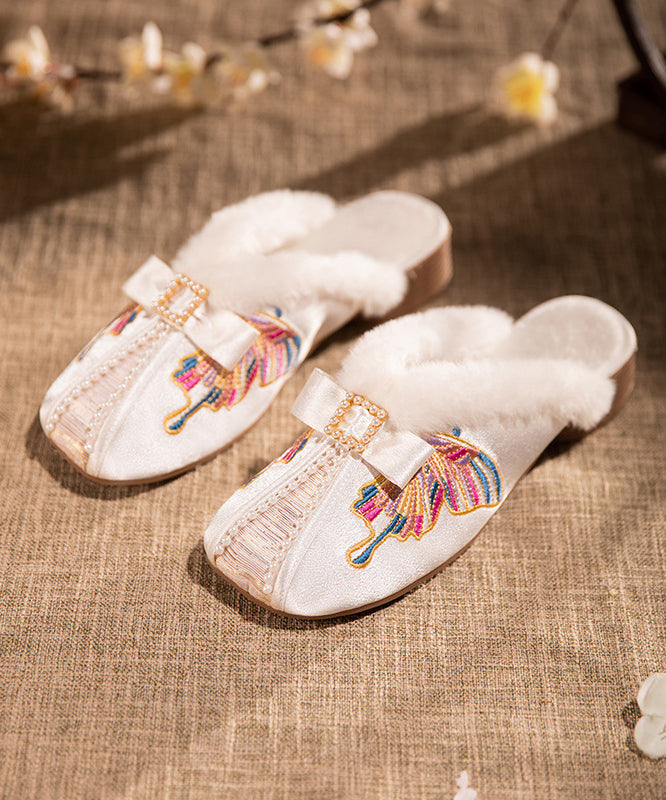 Retro Embroidery Chunky Slippers Shoes White Satin Fuzzy Wool Lined Rx027