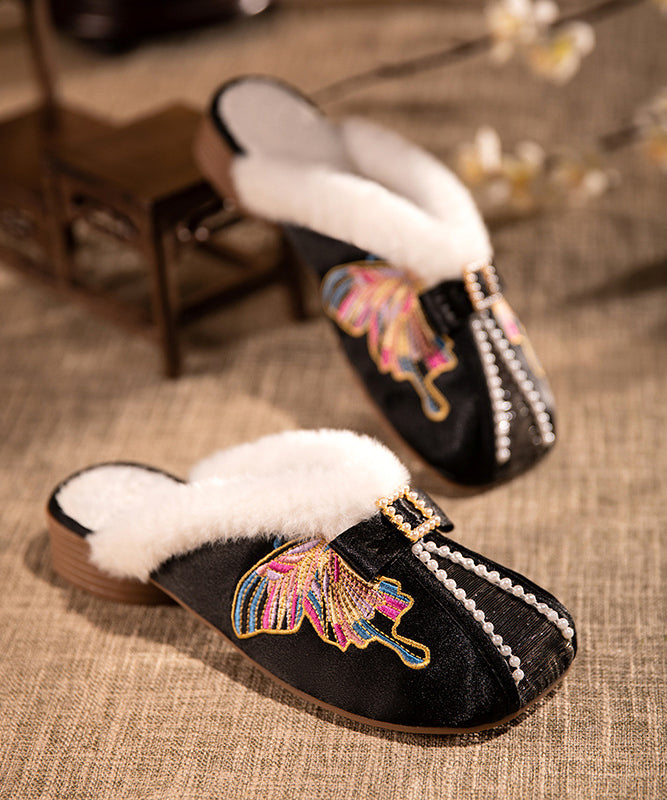 Retro Embroidery Chunky Slippers Shoes White Satin Fuzzy Wool Lined Rx027