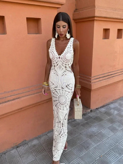 Lilly - V-neck Maxi Dress