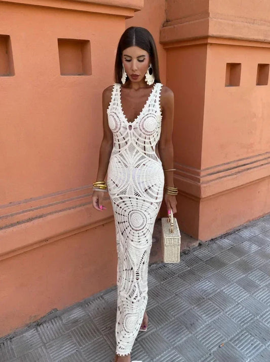 Lilly - V-neck Maxi Dress