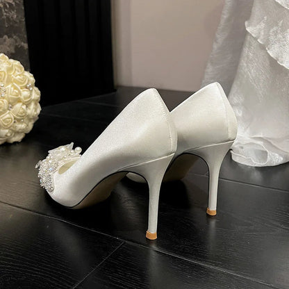 Bride Shoes Crystals Flowers Pumps New White High Heels Handembroidered Pearl Flowers Satin Lady Thin Heels