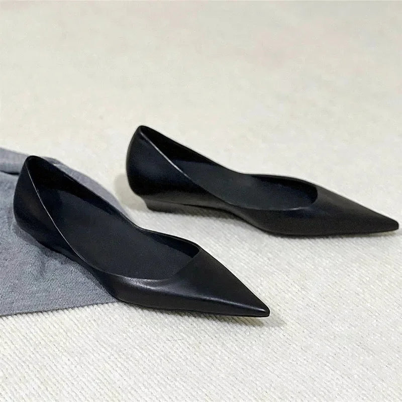 Pointed Toe Leather Flat Shoes Tapered Low Heel Pumps Black Shallow Mouth Design Comfort Office Shoe for