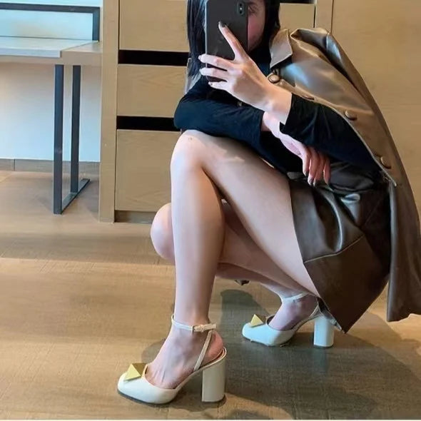 Rivet High Heel Sandals Spring Summer New Woman Chunky Heel Sandals Heel Hollow High Heel Shoes Big Rivet Shoes