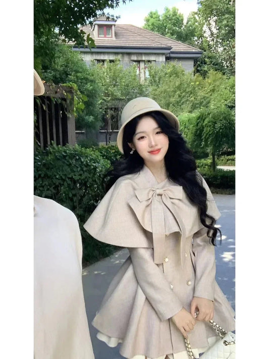Sweet Hot Girl Retro Suit Autumn and Winter Shawl Cape Longsleeved Double Breasted Coat Twopiece Set Female Clothes