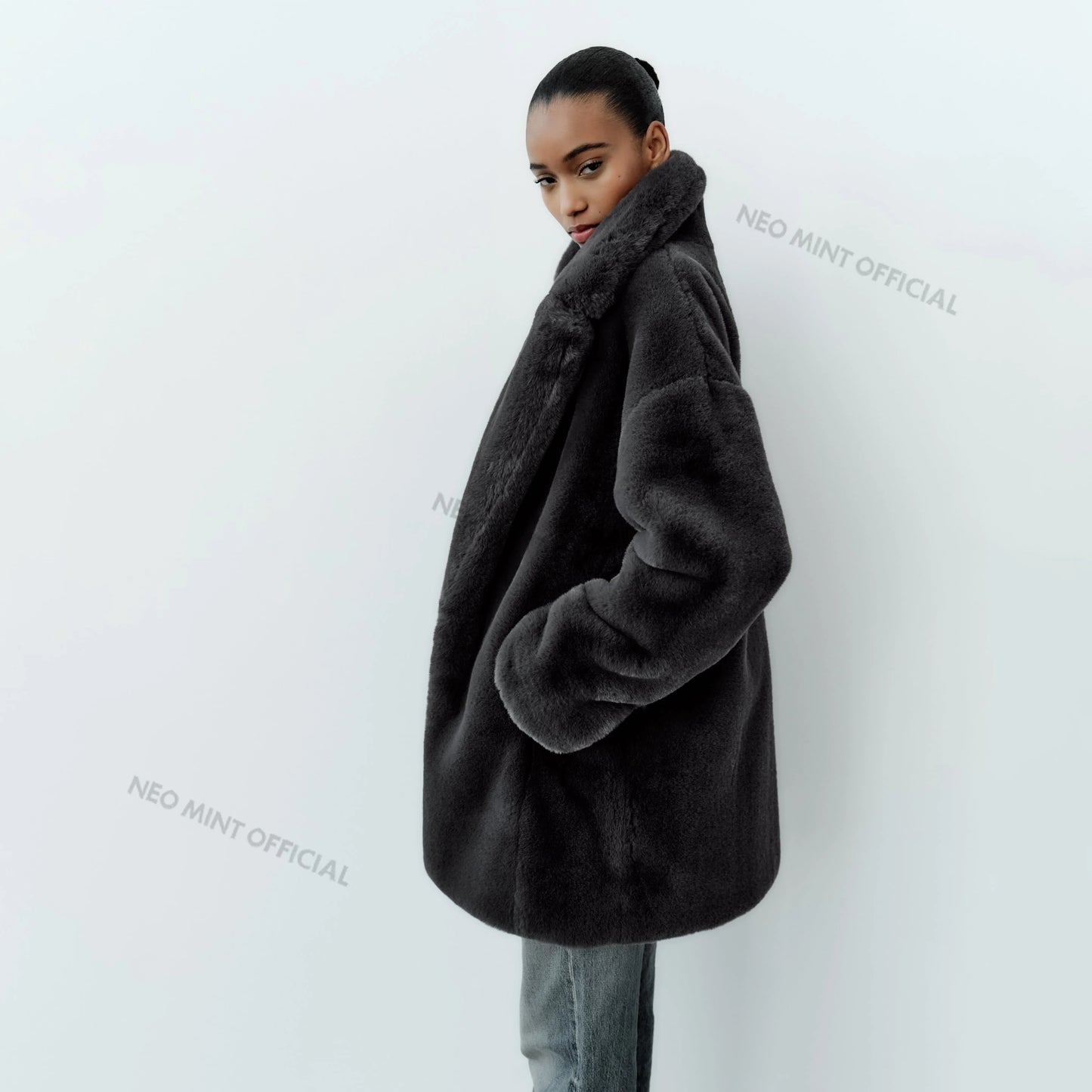 Winter Faux Rabbit Fur Coat Brand Designer Thick Warm Outerwear Jacket Fur Collar Classic Dark Gray Overcoat