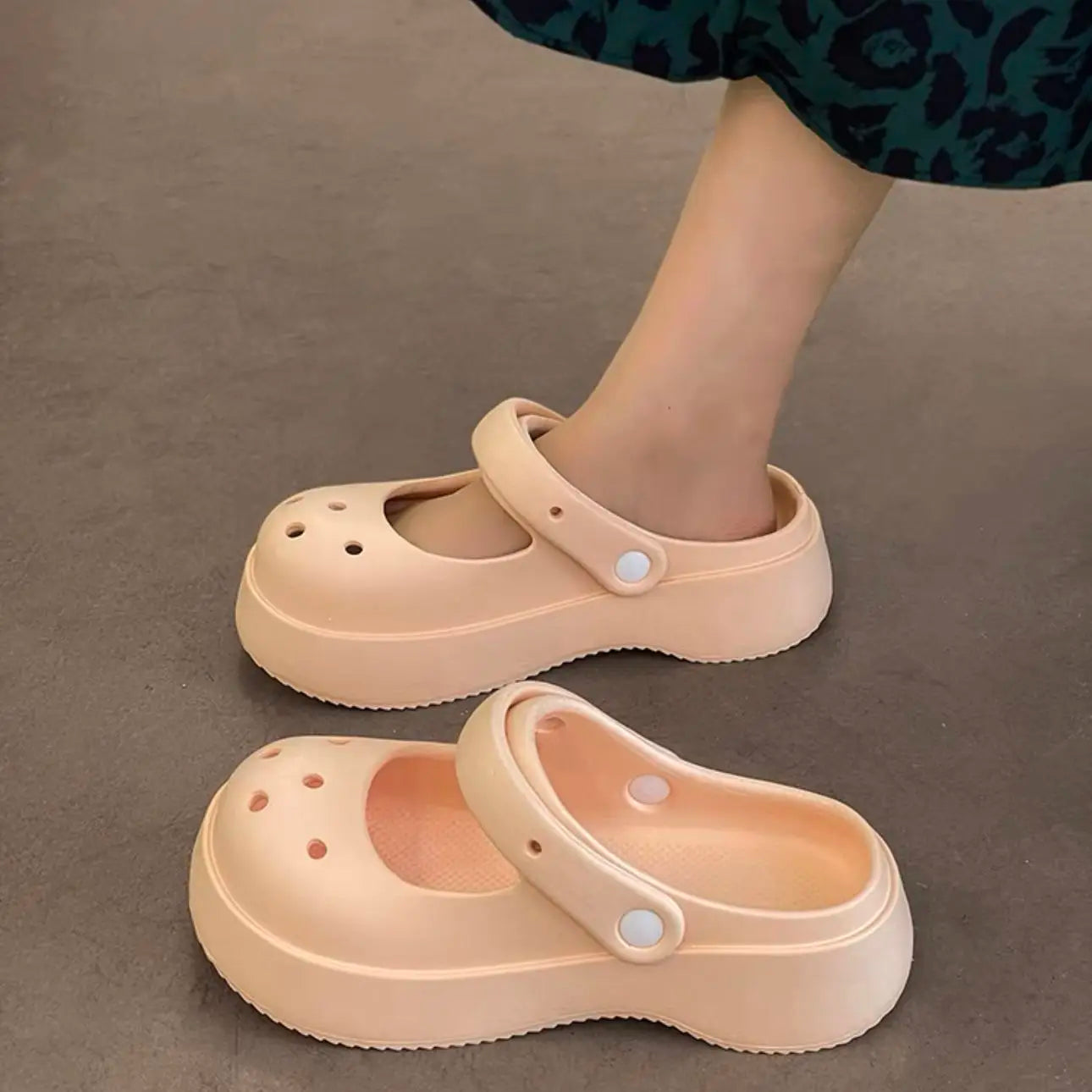 Platform Kawaii Slides Shoes White Summer Slippers and Sandals on Beach Thick Normal Top Designs Vip 39