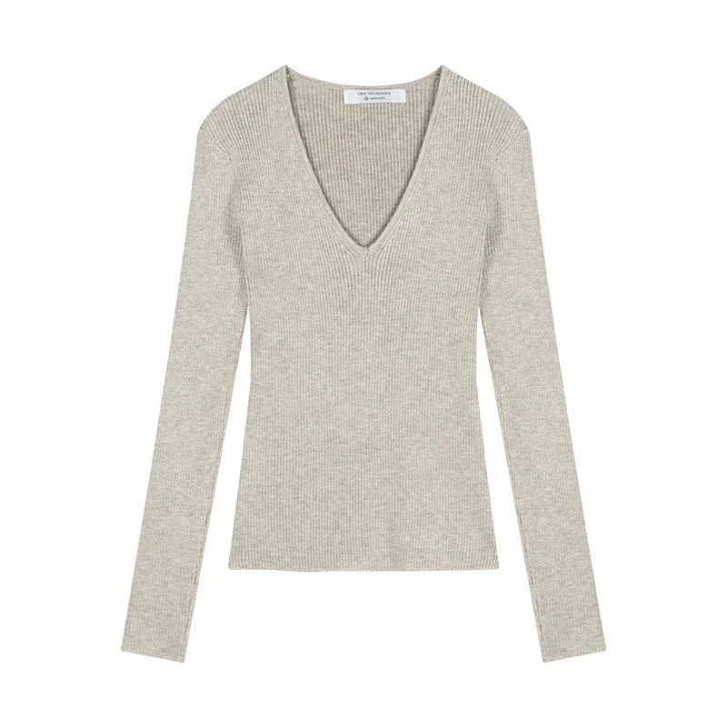 Autumn New Korean Vneck Slim Thread Longsleeved Sweater + Lace Splicing Hollow Camisole Twopiece Suit