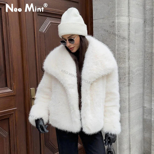 Street Furry Collar Faux Fur Coat Winter Hot Snow White Mountain Fluffy Fox Fur Jacket