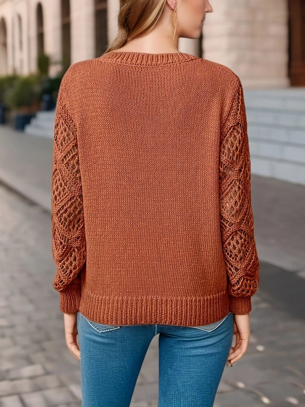 Timeless Vintage Style Pullover