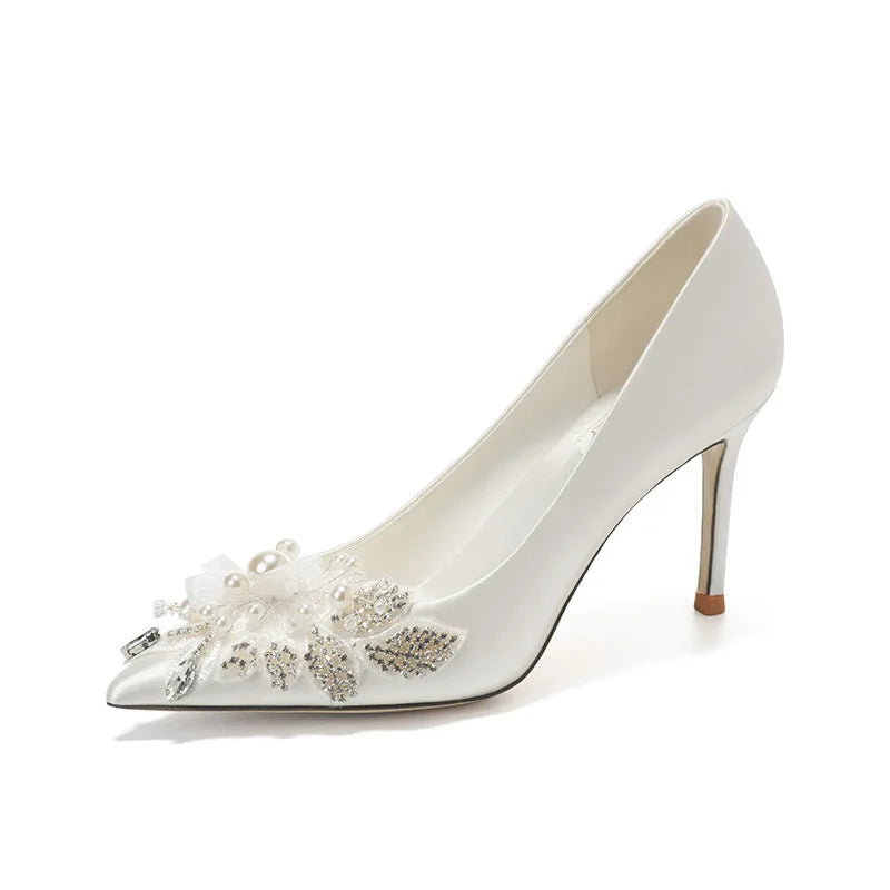 Bride Shoes Crystals Flowers Pumps New White High Heels Handembroidered Pearl Flowers Satin Lady Thin Heels