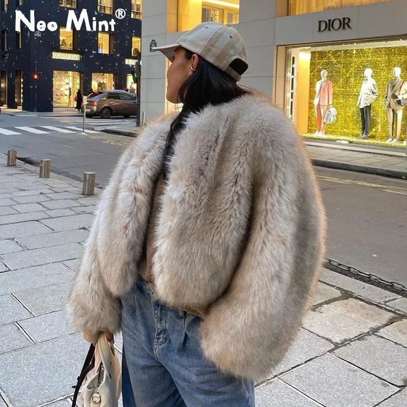 Iconic Street Week Brand Gardient Cropped Faux Fur Coat Winter Hot Cool Fluffy Short Fur Jacket