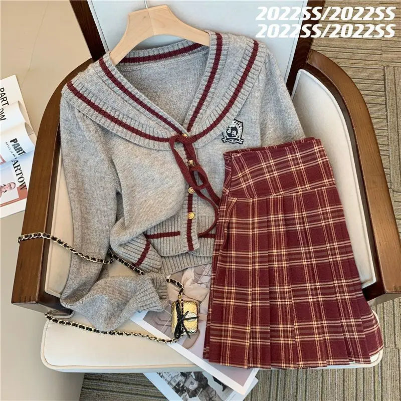 Sweet Hot Girl College Style Suit Autumn Vneck Loose Longsleeved Sweater Plaid Skirt Twopiece Set Female Clothes