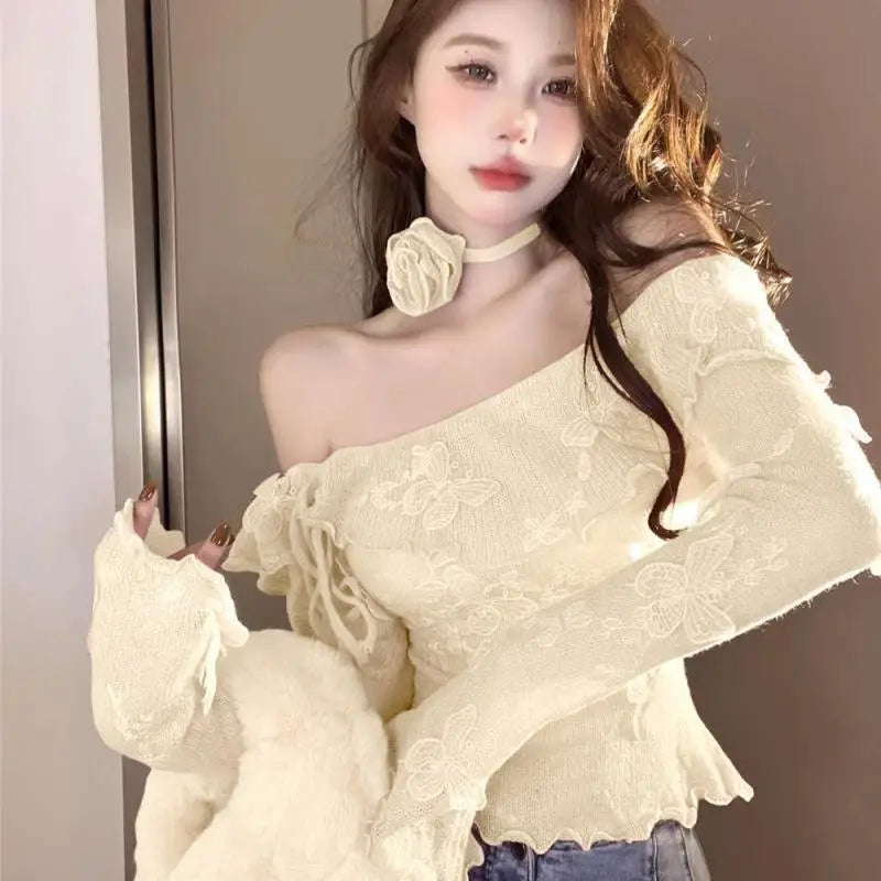 Sweet Hot Girl Flare Sleeved Sweater Autumn and Winter Off Shoulder Slash Neck Knitted Pullover Female Clothes