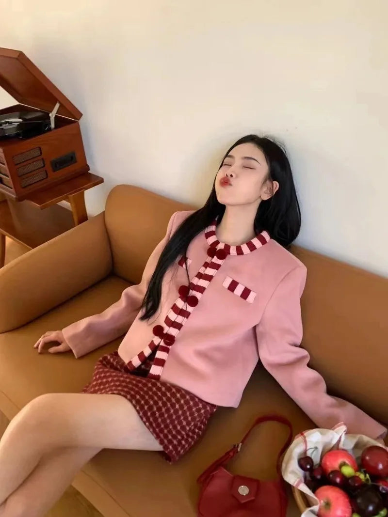 Sweet Hot Girl Suit Winter Woolen Longsleeved Cardigan Plaid Wrap Hip Skirt Twopiece Set Female Clothes