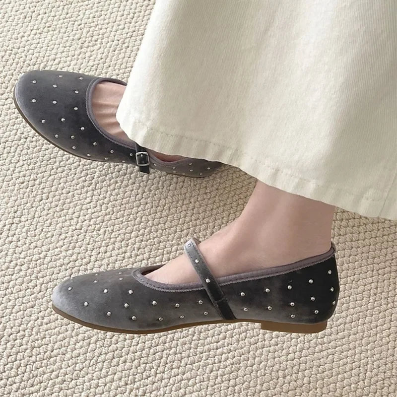 Satin Velvet Rivet Decoration Flat Shoes New Designer Comfort Mary Jane Shoe Ballet Flats Loafers