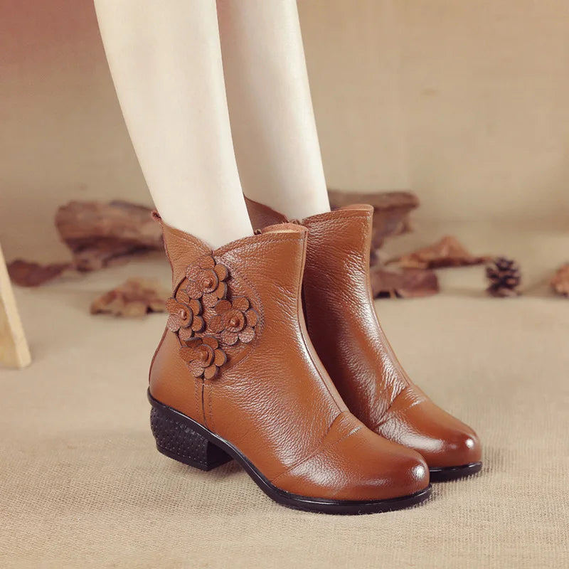 Autumn and Winter New Pu Leather Shoes Style Flower Ankle Boots Soft Sole