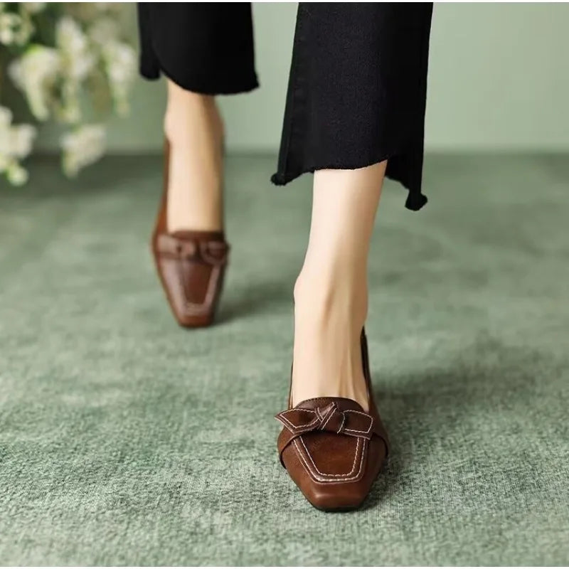 New Retro Square Toe High Heels Spring and Summer Butterfly Decorative Office Girl Midheeled Shoes