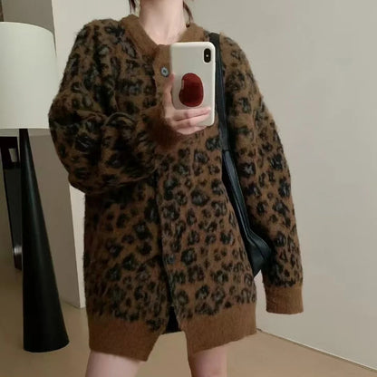 Sweet Hot Girl Leopard Print Loose Knitted Cardigan Autumn and Winter Retro Oneck Longsleeved Sweater Female Clothes