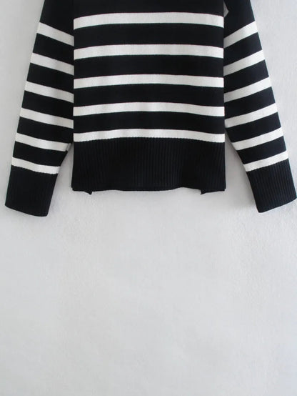 Winter Black and White Stripe Sweater Loose Pullover Jumper Tops Female Long Sleeve Turtleneck Knitted Sweaters