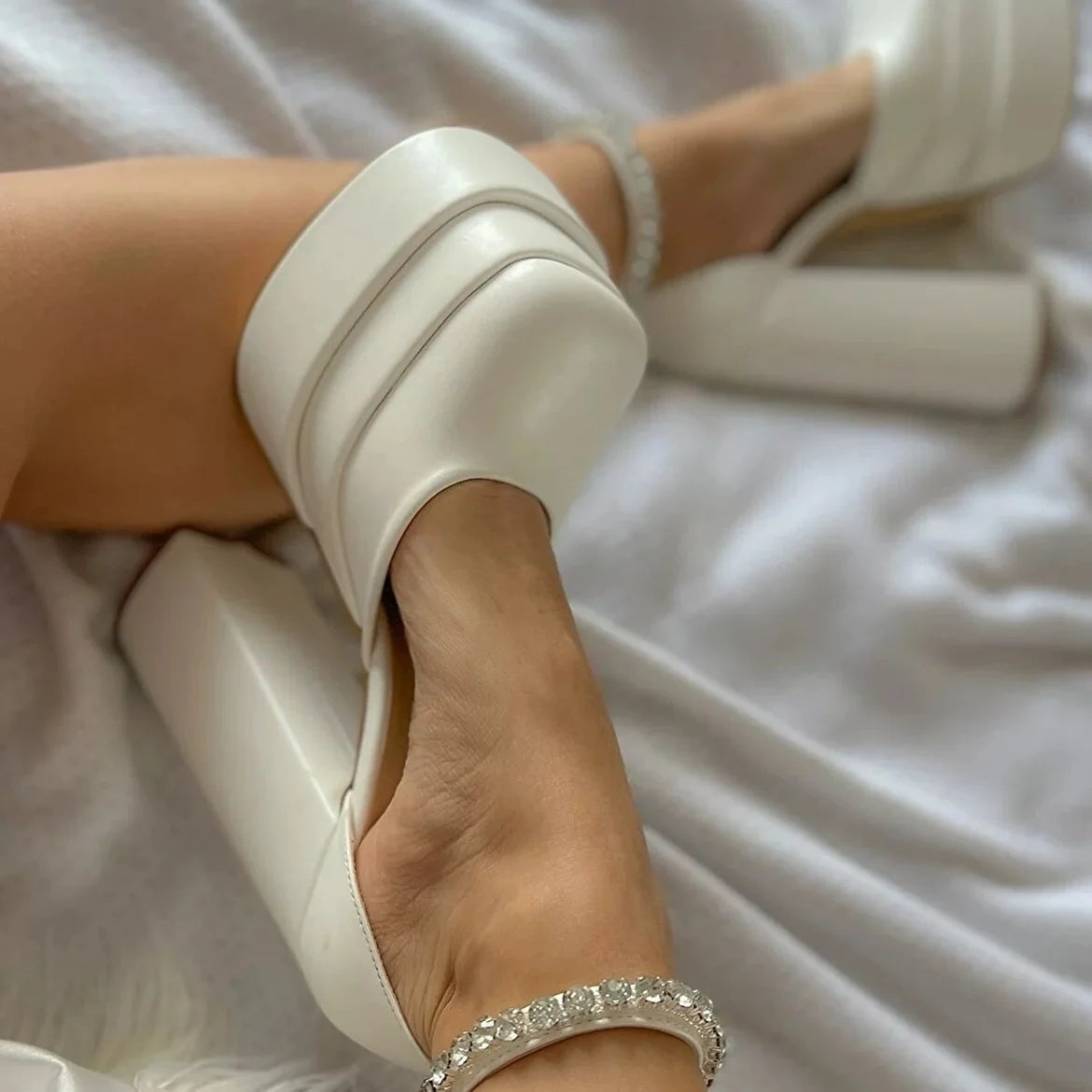 Ivory Satin Evening Party Platform Sandals High Heels 15 Cm Thick Heels Wedding Shoes