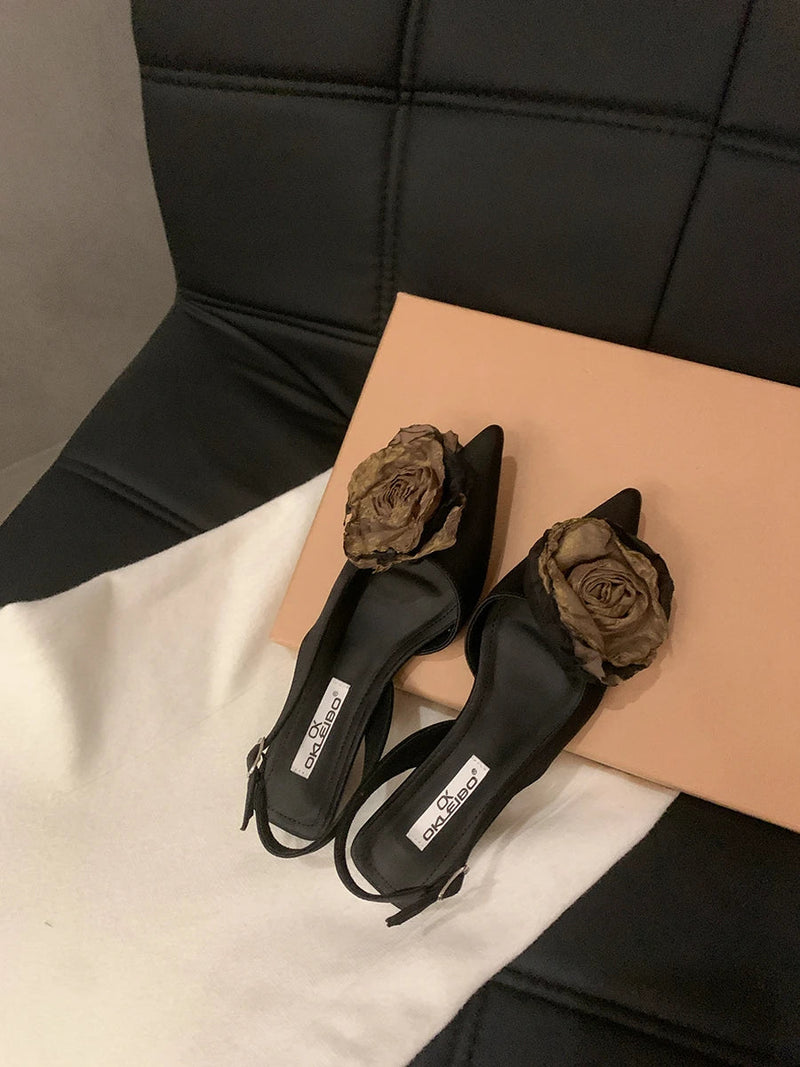 New Flower Designer Sandals Satin Mule Shoes Summer Pointed Toe Pumps Low Heel Flowers Slingback Sandals Female