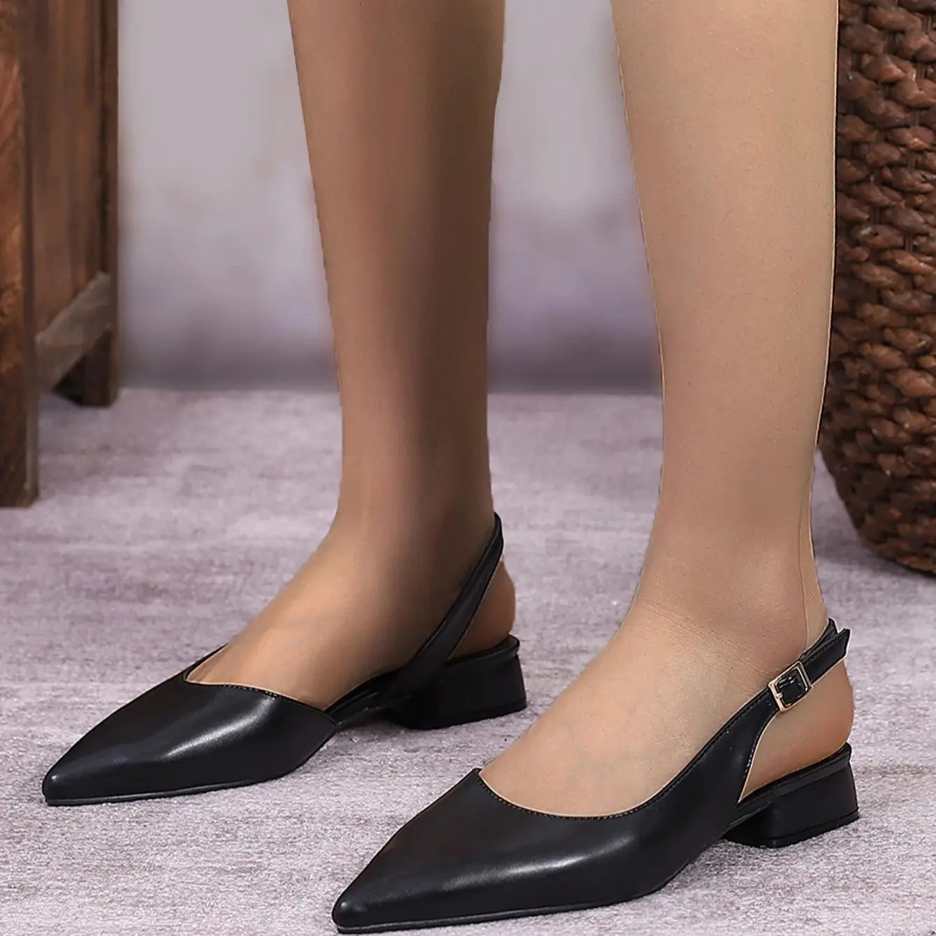 Summer New Brand Slingback Shoes Pointed Toe Shallow Slip on Mules Shoes Flat Heel Lady Vacation Slide