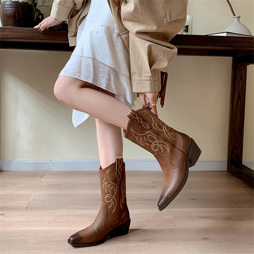 Embroidered Western Cowboy Boots for Autumn Pointed Toe Thick Heel Midcalf Boots Woman Leather Long Warm Shoes