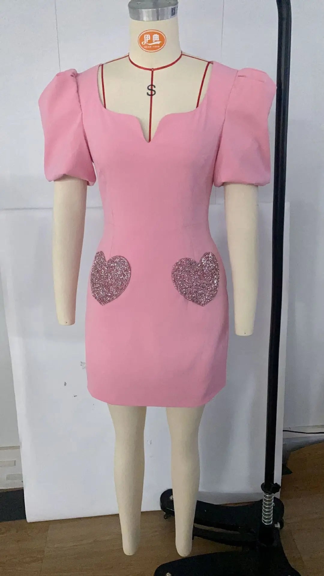 Summer Dress Heart Shaped Sequins Party Mini Dress Female Puff Sleeve V Neck Robe Slim Pink Dresses Clothes