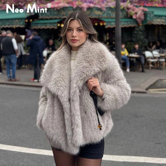 Winter New Gradient Fluffy Fur Coat High Street Big Fur Collar Faux Fox Fur Jacket Female Overcoats