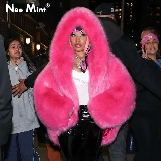 Brand Runway Iconic Hooded Batwing Faux Fur Coat Winter Hailey Bieber Shaggy Overcoat Fox Fur Jacket