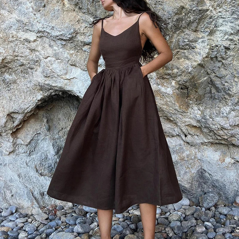 New Summer Spaghetti Strap Beach Dress Vneck Hollow Pleats Long Dress Backless Pocket Holiday Dresses