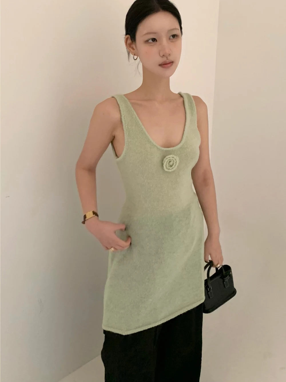 Three Dimensional Flower Knitted Vest Dress Summer New Design Looks Slim Can Be Worn in a Short Skirt