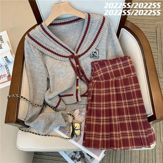 Sweet Hot Girl College Style Suit Autumn Vneck Loose Longsleeved Sweater Plaid Skirt Twopiece Set Female Clothes