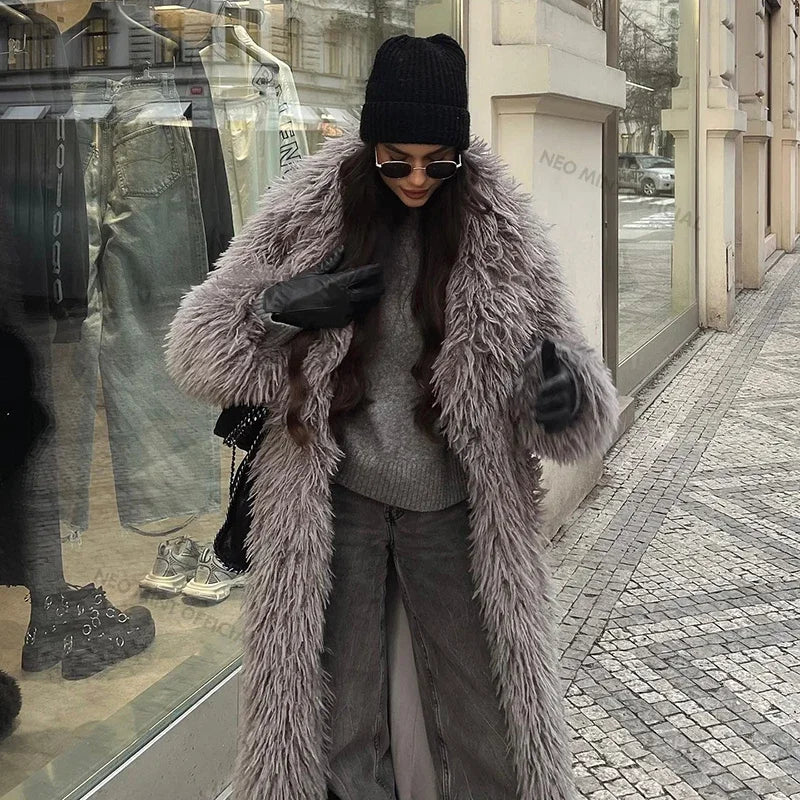 Extra Long Lamb Fur Teddy Coat Winter Mob Wife Style Oversized Chunky Faux Fur Jacket Overcoat
