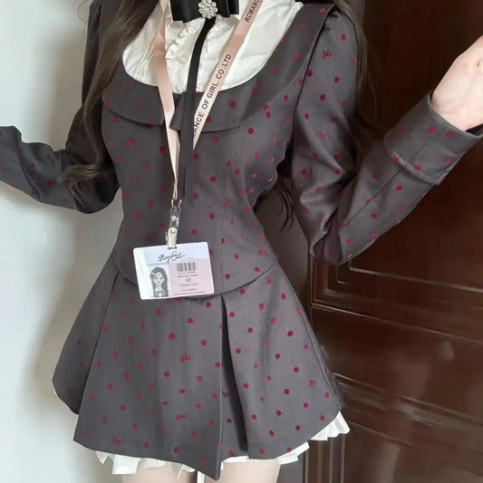 College Style Dress French Lapel Fake Twopiece Polka Dot Splicing Fungus Waist Dress Autumn New Aline Skirt