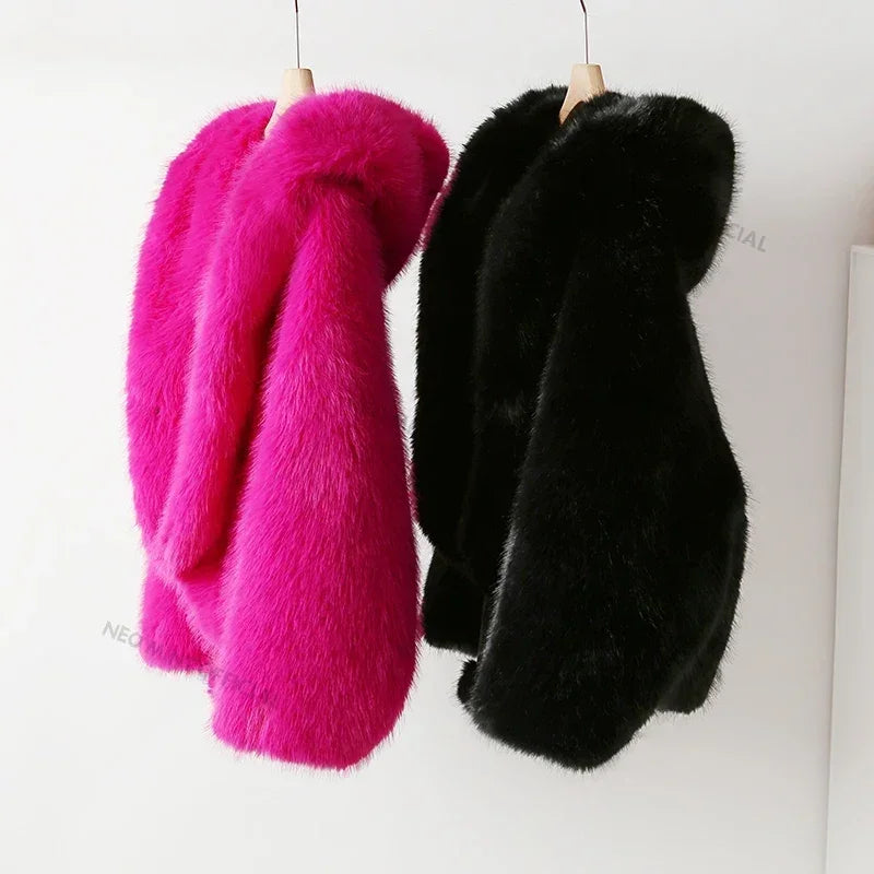 Brand Runway Iconic Hooded Batwing Faux Fur Coat Winter Hailey Bieber Shaggy Overcoat Fox Fur Jacket