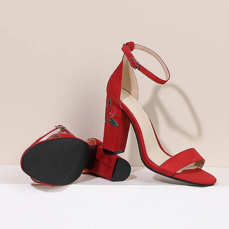 Style Embroidered Highheel Sandals Summer New Ankle Strap Retro Open Toe Wedding Shoes Female 3445