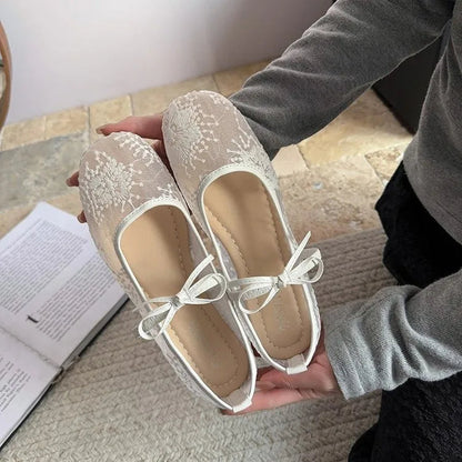 New Spring New Flat Shoes for Square Head Shallow Mouth Mesh Fabric Embroidery Butterfly Knot Soft Sole Single Shoe