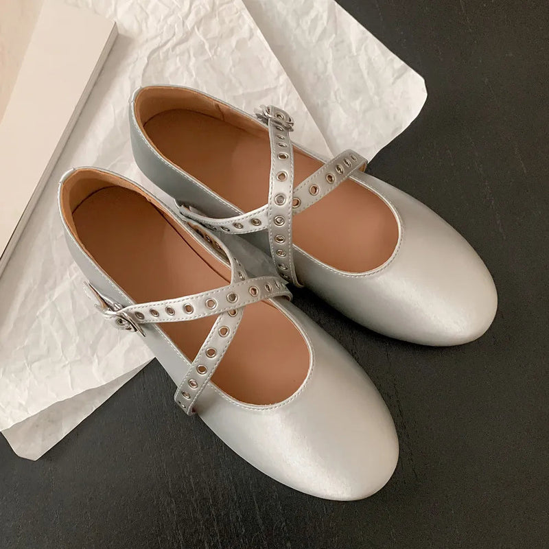 Spring Summer New Flats Genuine Leather Ballet Flats Round Toe Buckle Strap Comfortable Shoes Woman Concise