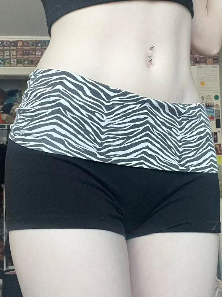 Contrast Stripe Waist Skinny Black Booty Shorts for Basic Summer Vacation Outfits