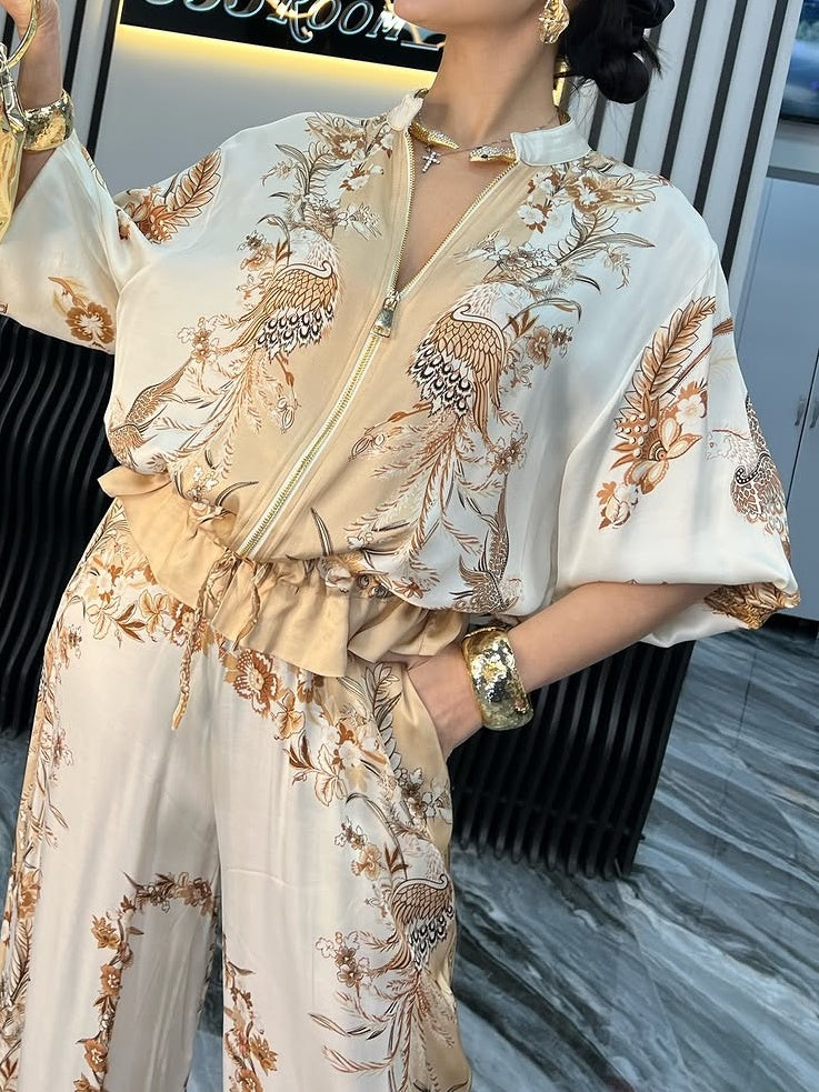Unique Symmetrical Print Wide-leg Pant