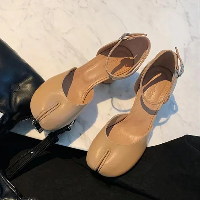 Tabi Ninja Shoes Womenround Split Toe Shallow Thick Heel Sandals Single Mid Heel Mary Janes Shoes Female Pumps