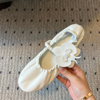 Round Toe Flower Sandals Flat Mary Janes Elastic Band Ballet Shoes Slip on Wrinkles Summer Dress Shoes