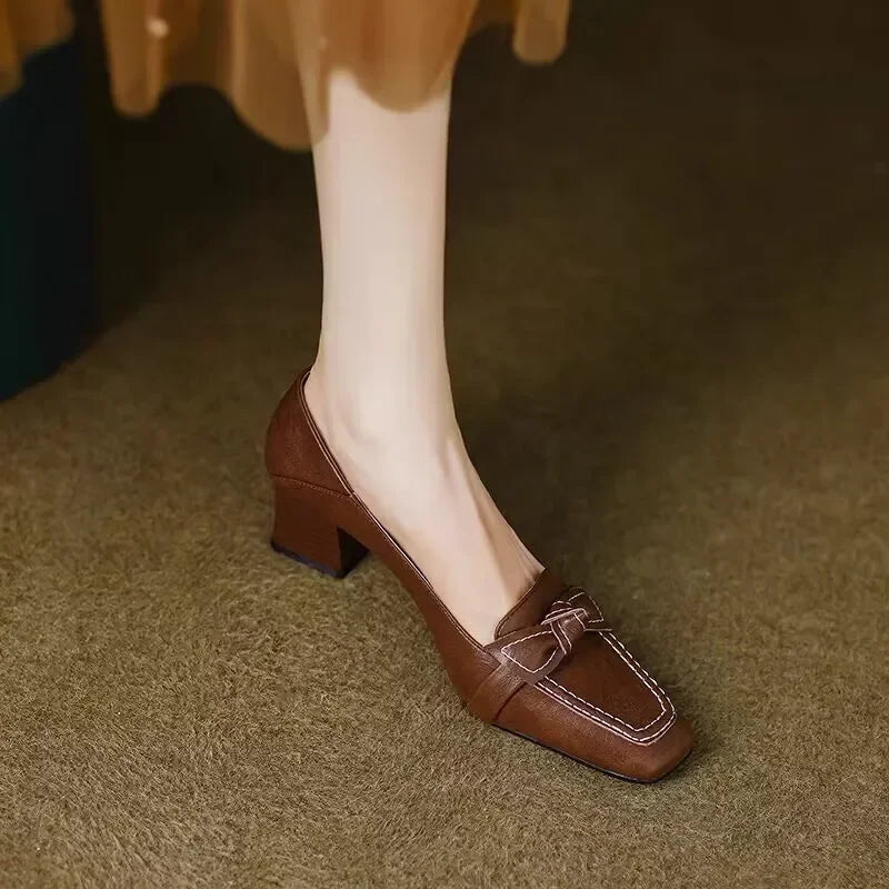 New Retro Square Toe High Heels Spring and Summer Butterfly Decorative Office Girl Midheeled Shoes