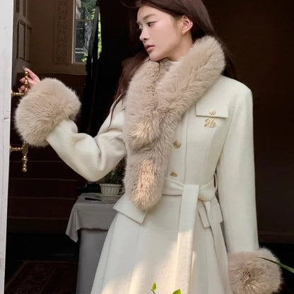 Sweet Hot Girl Large Fur Collar Woolen Coat Winter Slim Single Breasted Belt Longsleeved Coat Female Clothes