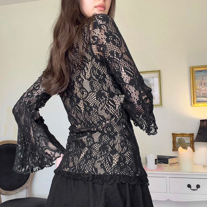 Lace V-neck Top Aesthetic Classic Style Long Sleeve Lace-up T-shirt Grunge Tee