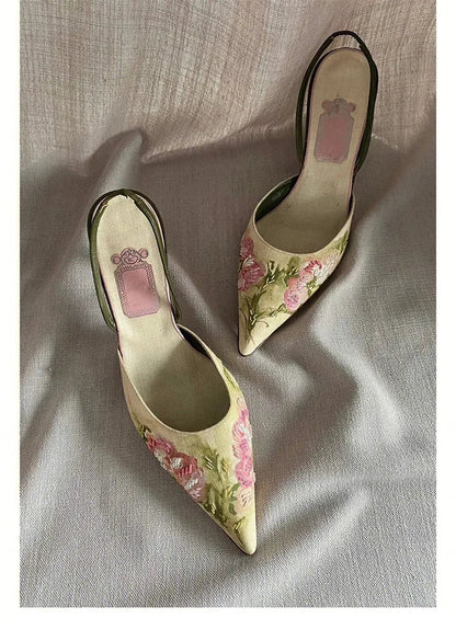 Pointed Embroidered Shoes Spring New Retro High Heels Design Pumps
