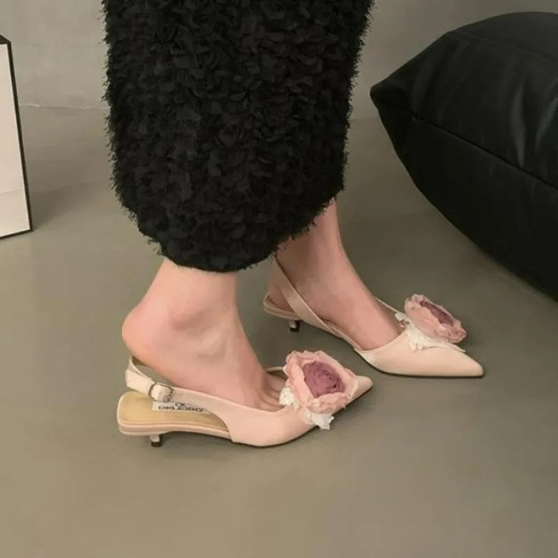 New Flower Designer Sandals Satin Mule Shoes Summer Pointed Toe Pumps Low Heel Flowers Slingback Sandals Female