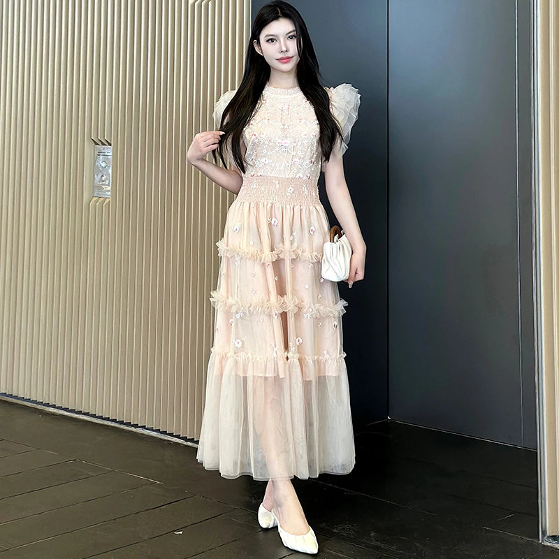 Temperament Flying Sleeve Embroidery Long Maxi Dress for Lace Splicing Mesh Party Dress