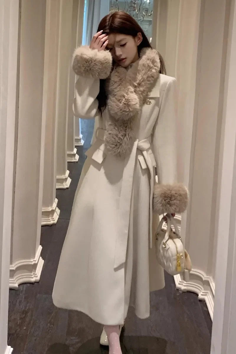 Sweet Hot Girl Large Fur Collar Woolen Coat Winter Slim Single Breasted Belt Longsleeved Coat Female Clothes